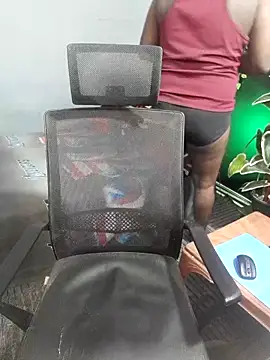 Rayansmith  online show from November 2025 10:53:01 AM