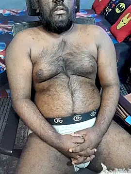 Rayansmith  online show from December 2025 11:49:01 PM