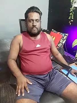 Rayansmith  online show from November 2025 10:35:01 PM