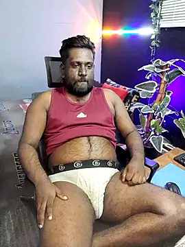 Rayansmith  online show from December 2025 11:21:01 PM