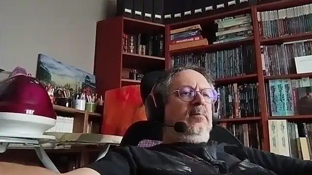 Mandra is a whore online show from October 2025 09:52:02 AM