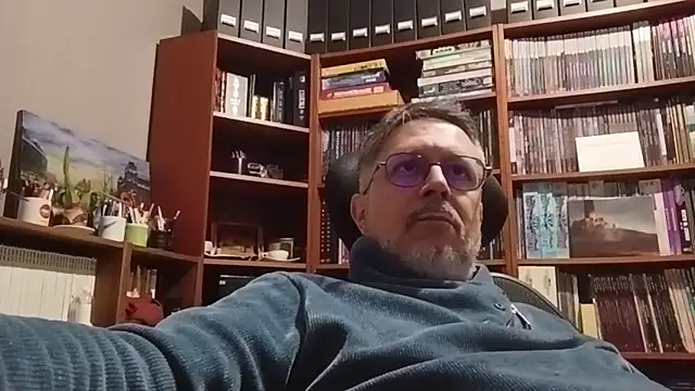 Mandra is a whore online show from November 2025 04:45:02 PM