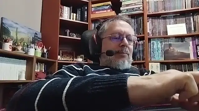 Mandra is a whore online show from November 2025 08:47:02 AM