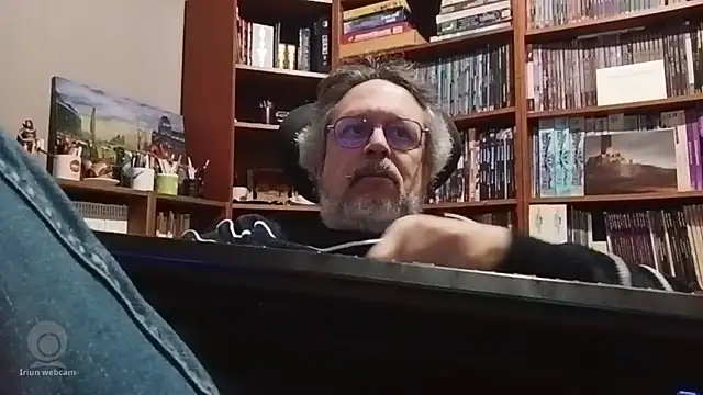 Mandra is a whore online show from November 2025 11:21:01 PM