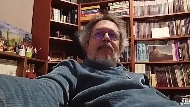 Mandra is a whore online show from November 2025 10:24:01 PM