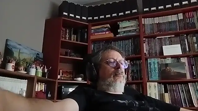 Mandra is a whore online show from November 2025 10:30:01 AM