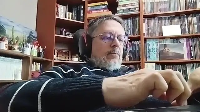 Mandra is a whore online show from November 2025 10:37:02 AM