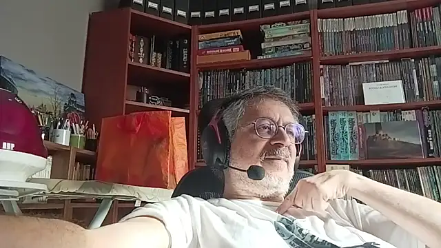 Mandra is a whore online show from October 2025 09:42:02 AM