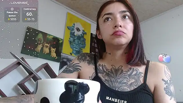 ZoeBakers  online show from March 2026 05:50:01 PM