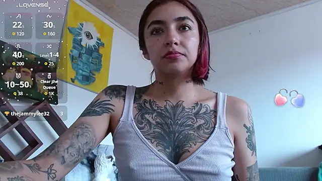 ZoeBakers  online show from November 2025 04:55:02 PM