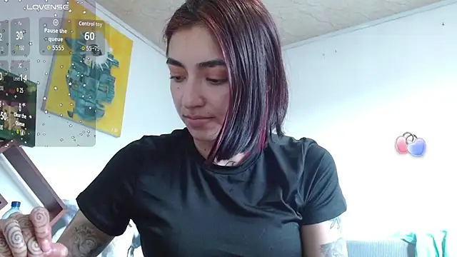 ZoeBakers  online show from October 2025 09:25:02 PM