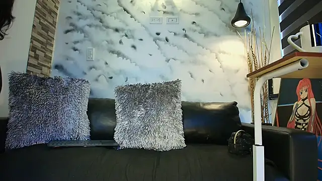 Sophie LittleS online show from September 2025 12:27:02 PM