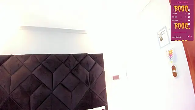 letiziia sky1 online show from October 2025 07:44:02 PM