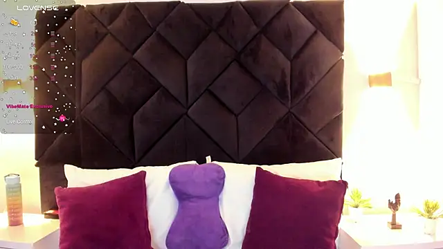 letiziia sky1 online show from November 2025 07:50:02 PM