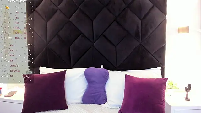 letiziia sky1 online show from November 2025 08:12:01 PM