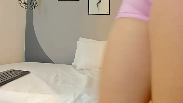 sarita duque online show from March 2026 12:10:02 PM