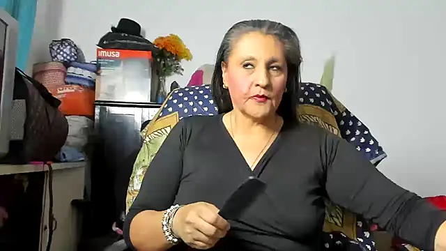 merlyna goldens online show from May 2026 04:22:02 AM