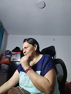 merlyna goldens online show from May 2026 06:43:02 AM