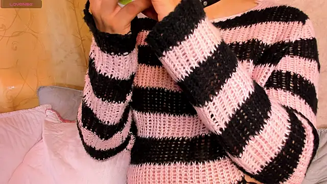 Snapshot of Satuurn_ chatting on January 2025 02:02:02 PM Satuurn online show from January 2025 02:02:02 PM