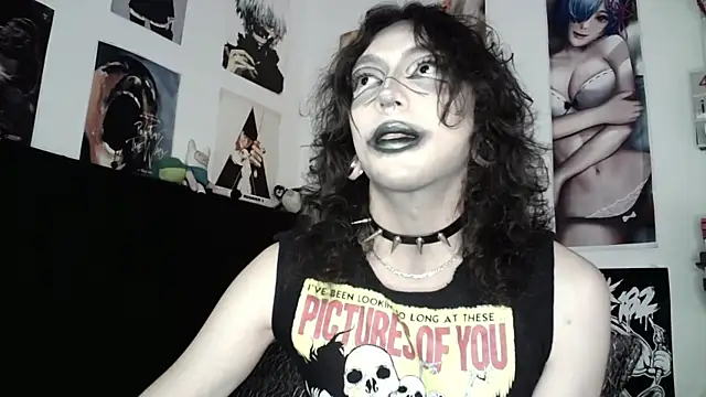 kiiler queen online show from June 2026 07:04:01 PM