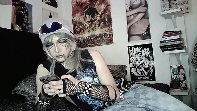 kiiler queen online show from April 2026 05:20:01 PM