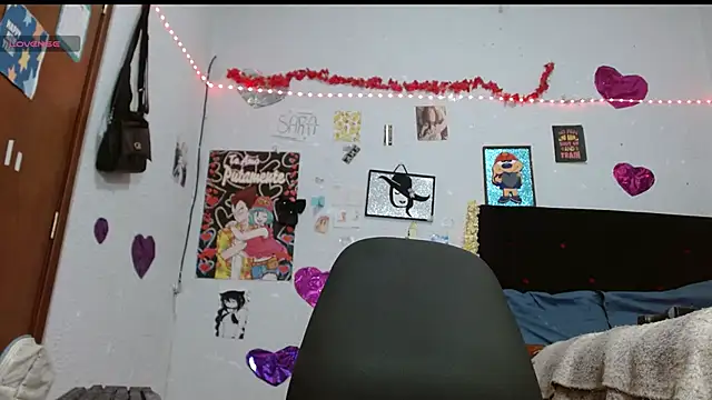 Saray extrovert  online show from September 2025 04:02:01 AM