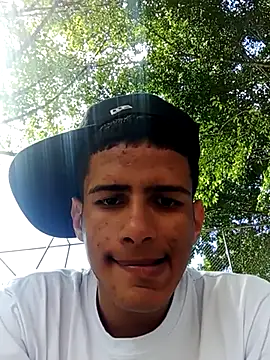 Snapshot of Tomy_And_Mariana chatting on July 2026 07:05:02 PM Tomy And Mariana online show from July 2026 07:05:02 PM