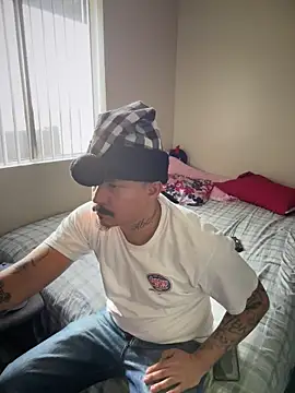 PeterGrandee online show from December 2025 09:37:03 PM