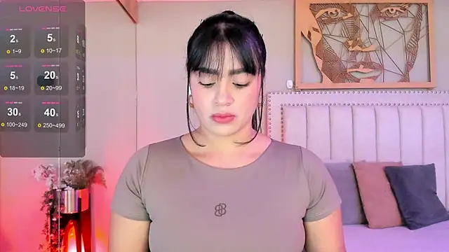 Paula Desousa online show from April 2026 07:26:01 PM