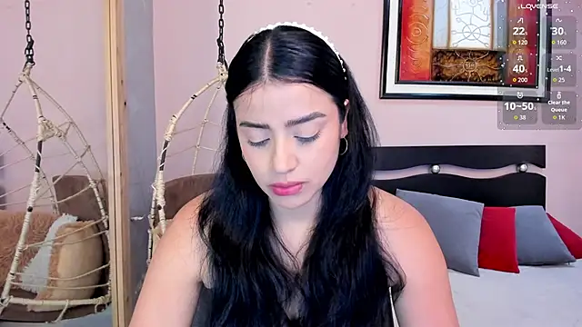 Paula Desousa online show from November 2025 07:40:01 PM