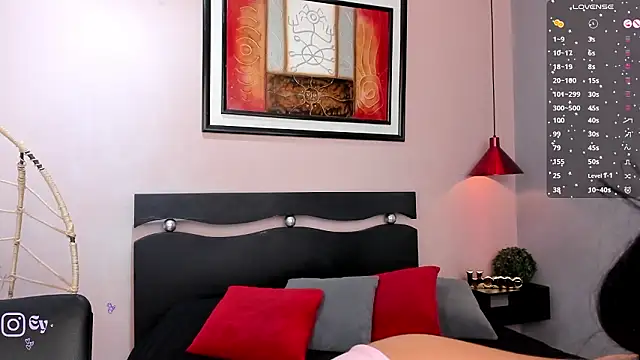 Paula Desousa online show from March 2026 05:47:02 PM