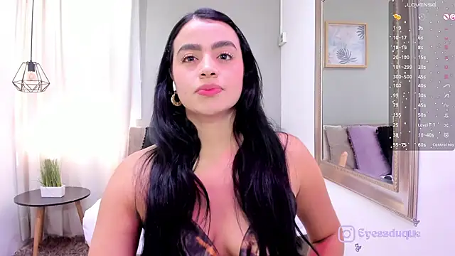 Paula Desousa online show from April 2026 07:43:01 PM