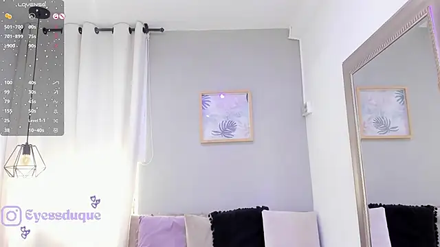 Paula Desousa online show from February 2026 07:35:02 PM