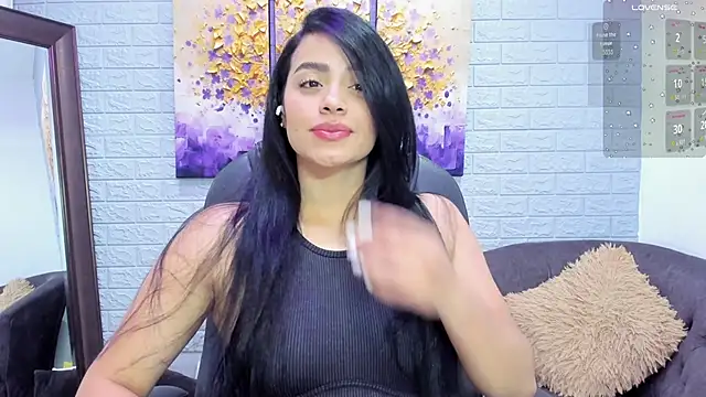 Snapshot of Paula_Desousa chatting on October 2025 07:36:01 PM Paula Desousa online show from October 2025 07:36:01 PM