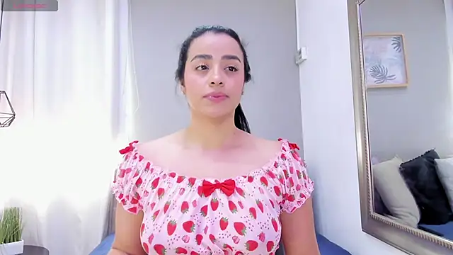 Snapshot of Paula_Desousa chatting on September 2025 05:36:01 PM Paula Desousa online show from September 2025 05:36:01 PM