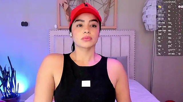 Paula Desousa online show from February 2026 03:32:02 PM