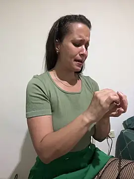 hotcookie28 online show from April 2026 02:19:01 AM