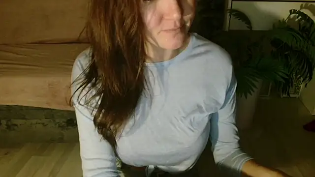 Imcarrieberry online show from December 2025 04:42:01 PM