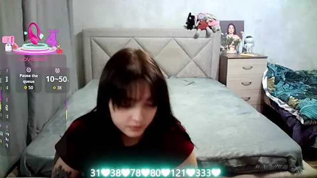 juliettkalen online show from November 2025 06:18:02 AM