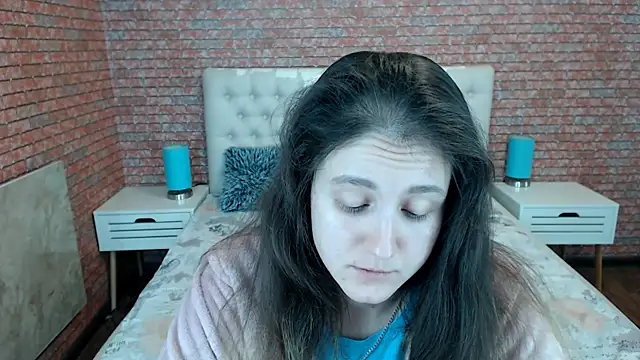 Snapshot of Holliy_Cooper chatting on November 2025 08:19:02 AM Holliy Cooper online show from November 2025 08:19:02 AM