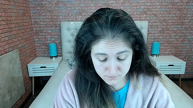 Snapshot of Holliy_Cooper chatting on November 2025 07:56:02 AM Holliy Cooper online show from November 2025 07:56:02 AM