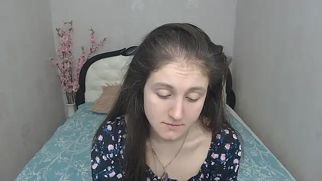 Holliy Cooper online show from March 2025 08:23:02 AM