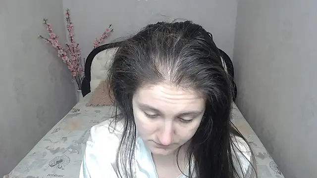 Holliy Cooper online show from February 2026 09:39:02 AM