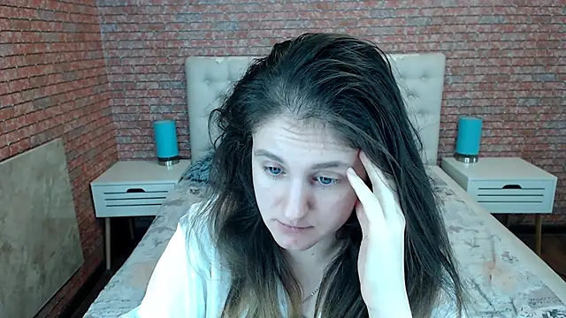 Snapshot of Holliy_Cooper chatting on October 2025 08:02:01 AM Holliy Cooper online show from October 2025 08:02:01 AM