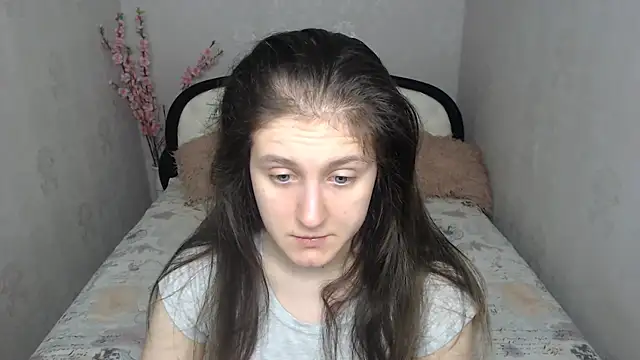Snapshot of Holliy_Cooper chatting on June 2026 08:48:01 AM Holliy Cooper online show from June 2026 08:48:01 AM