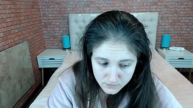 Snapshot of Holliy_Cooper chatting on November 2025 08:46:02 AM Holliy Cooper online show from November 2025 08:46:02 AM