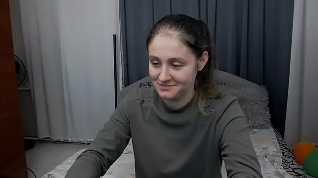 Holliy Cooper online show from March 2026 09:00:01 AM