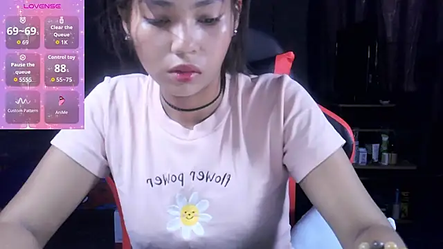 Snapshot of Meili_ chatting on October 2025 05:32:02 AM Meili  online show from October 2025 05:32:02 AM
