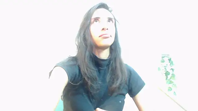 Snapshot of RoxanaCyrano_ chatting on October 2025 07:46:01 PM RoxanaCyrano online show from October 2025 07:46:01 PM