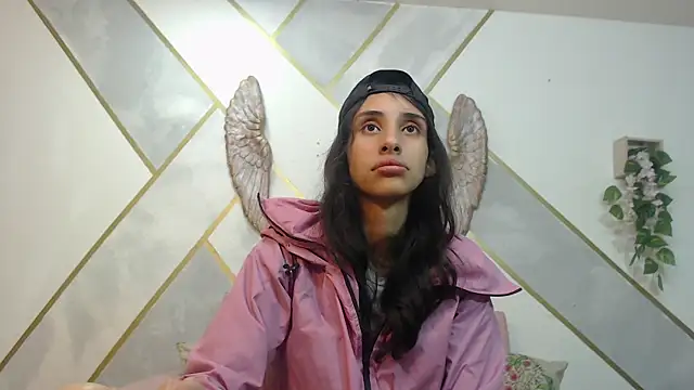 Snapshot of RoxanaCyrano_ chatting on December 2025 07:55:02 PM RoxanaCyrano online show from December 2025 07:55:02 PM